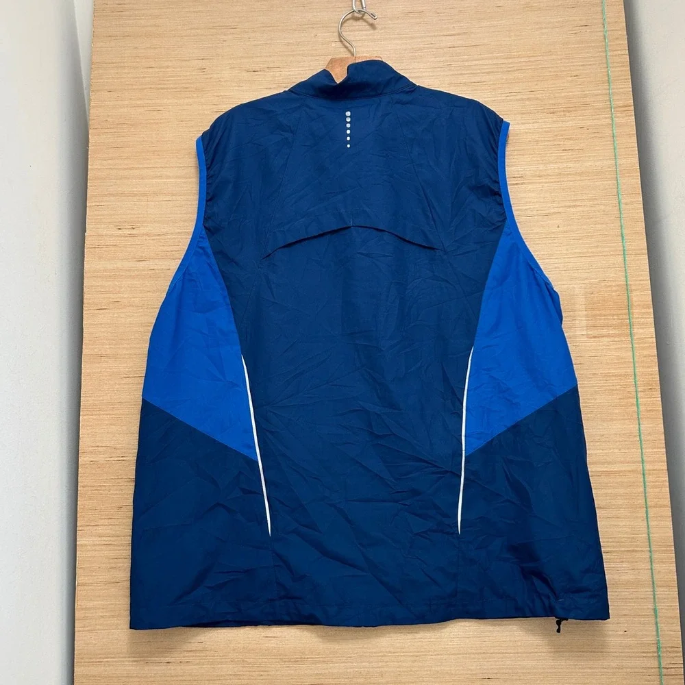 The North Face Mens Blue Lightweight Reflective Running Vest XL Zip Up Pockets